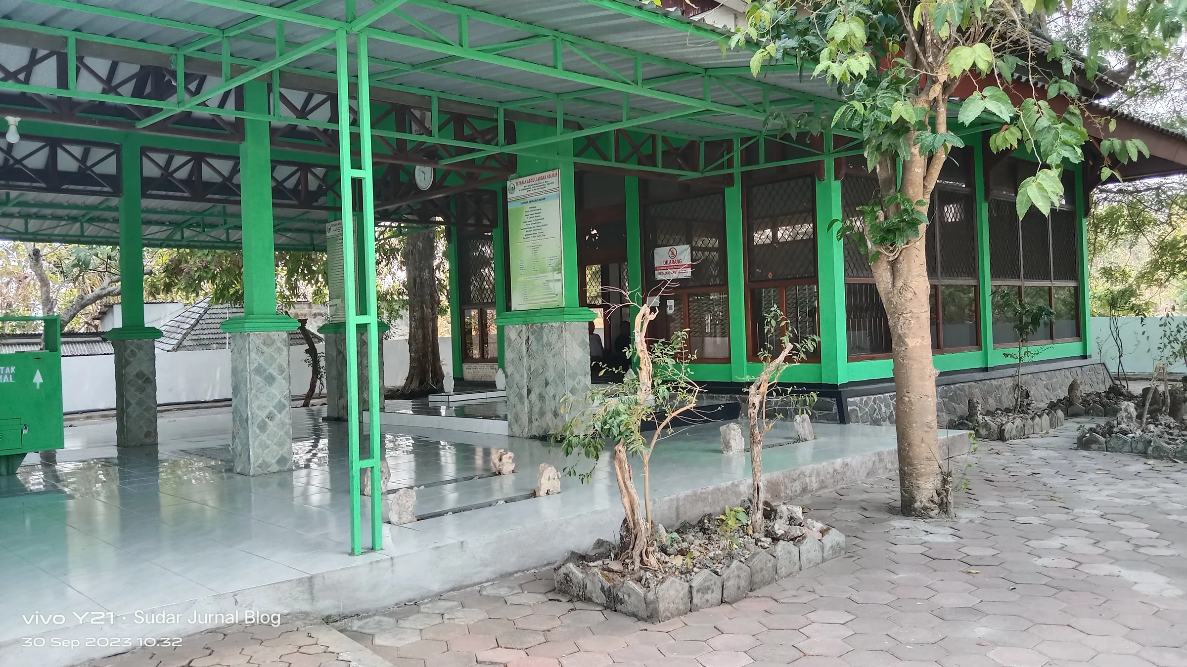 Mampir Ziarah ke Makam Syeh Al Jabbar Ngelirip