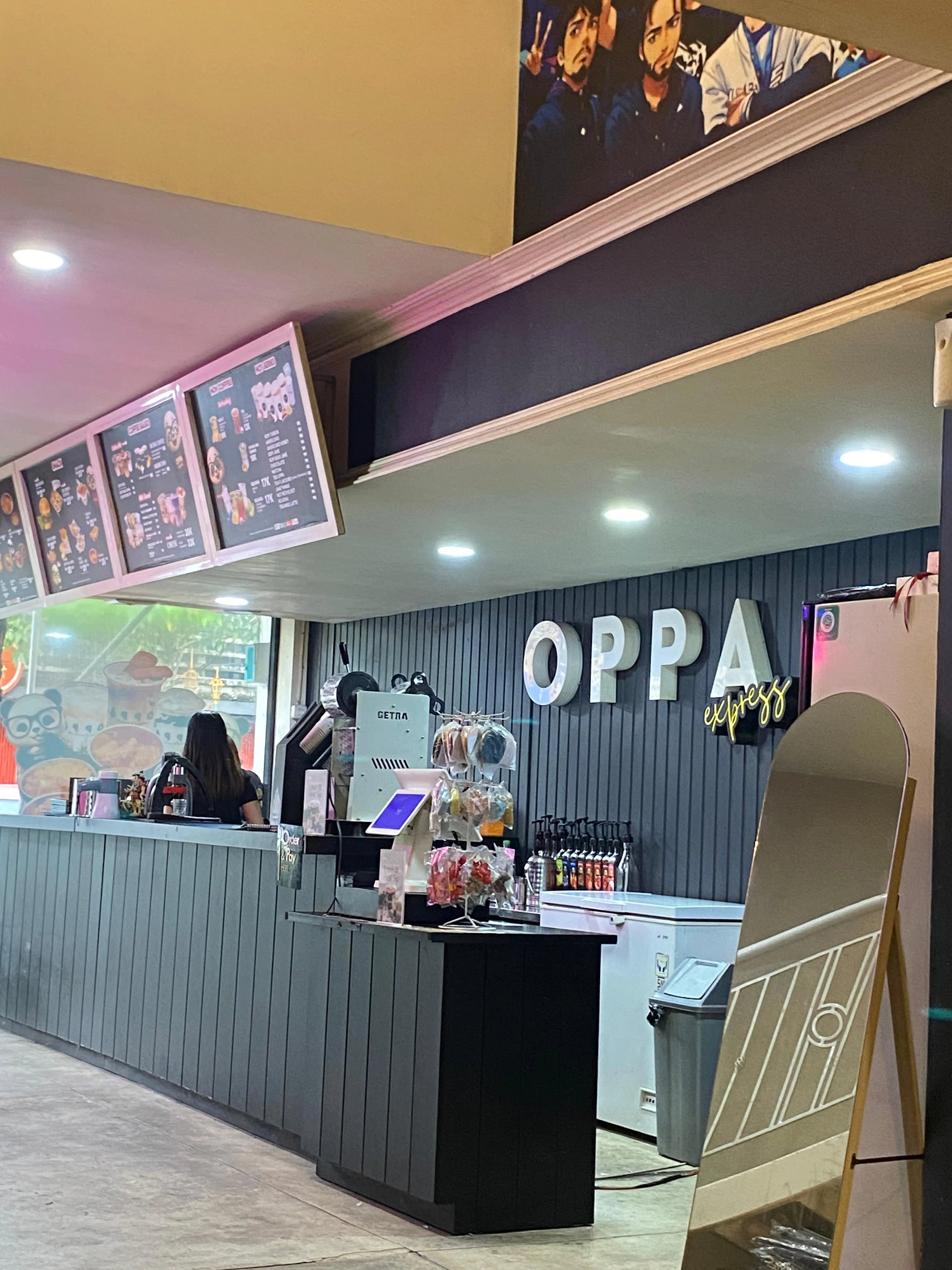 Oppa Caffe
