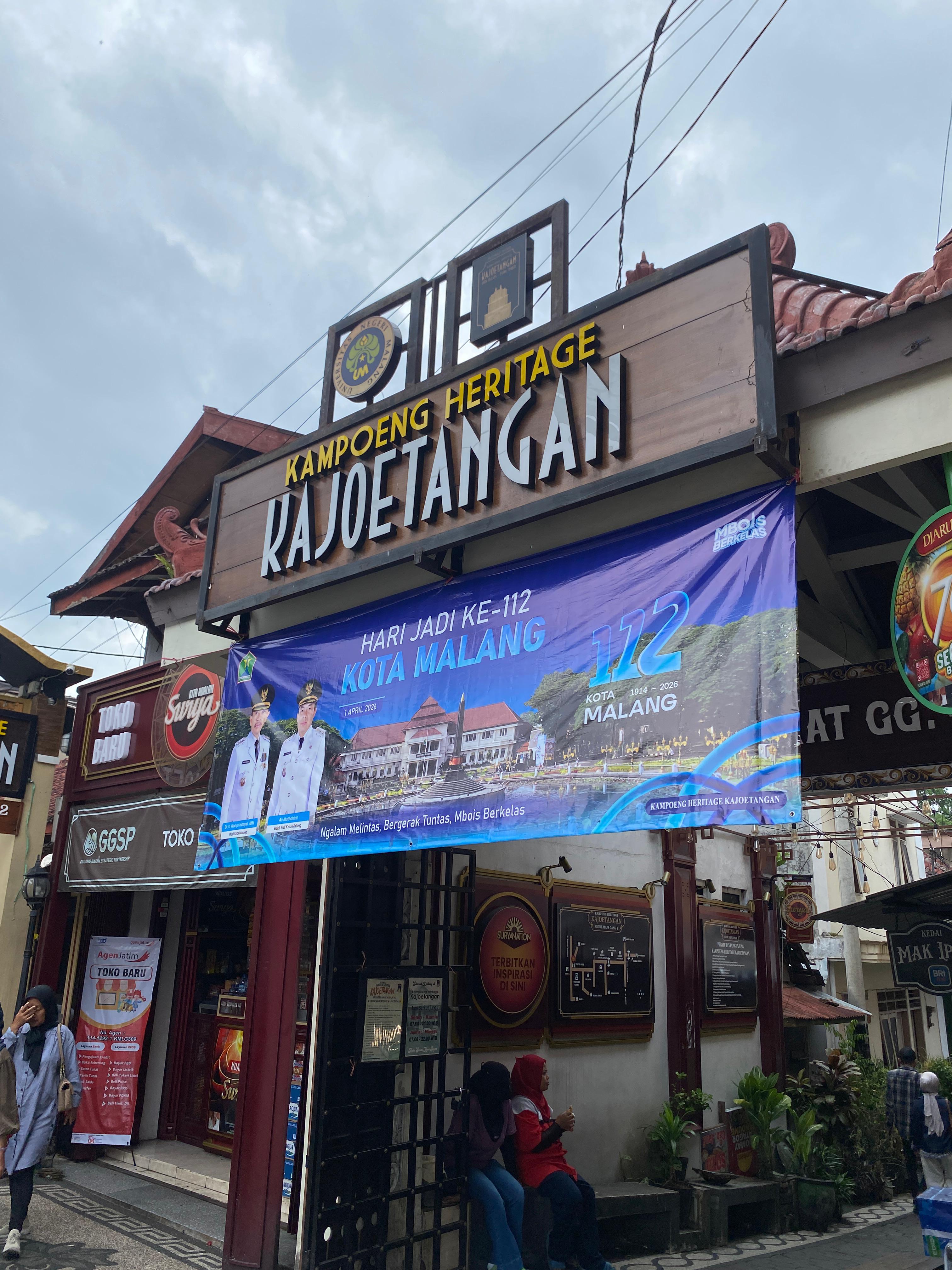 Kampoeng Hiratage Kajoetangan Malang, Sejarah & Wisata