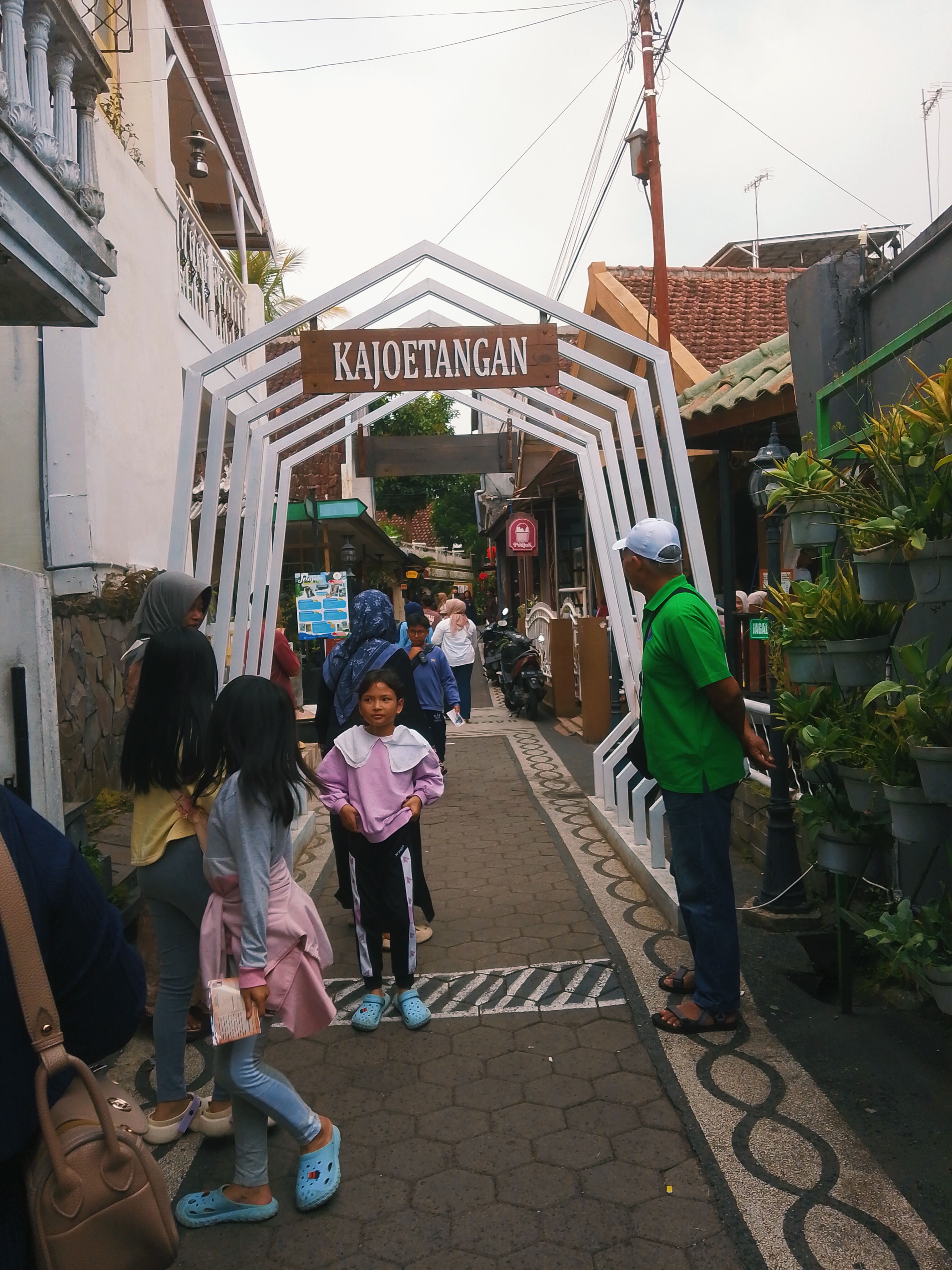 Kampoeng Hiratage Kajoetangan Malang